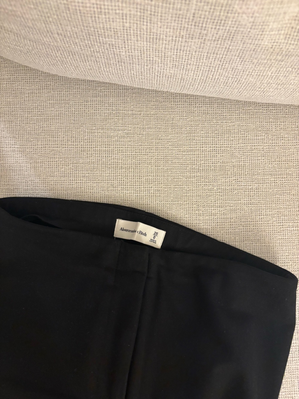 Abercrombie & Fitch Forme Bootcut Pant in Black - Picture 3 of 5
